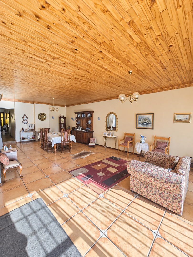 4 Bedroom Property for Sale in Wilkoppies North West